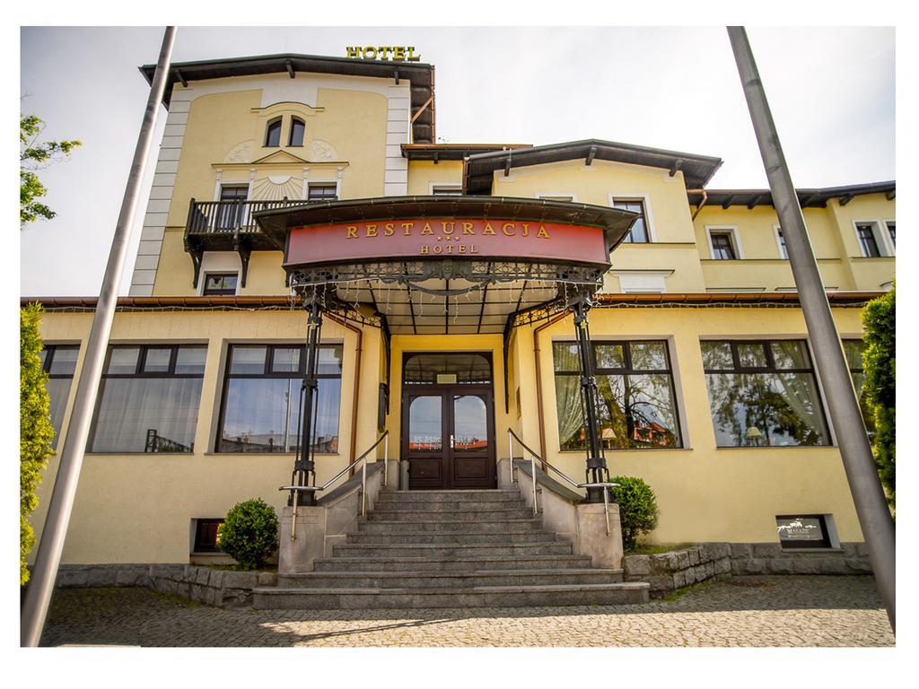 Hotel Fenix Jelenia Gora Exterior photo